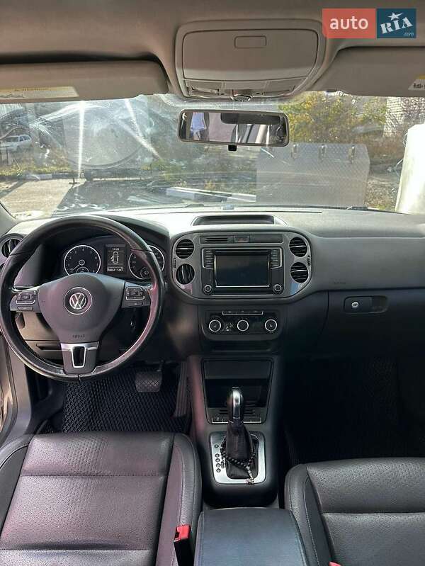 Внедорожник / Кроссовер Volkswagen Tiguan 2011 в Тернополе