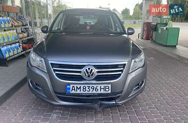 Внедорожник / Кроссовер Volkswagen Tiguan 2011 в Коростене