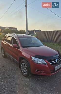 Внедорожник / Кроссовер Volkswagen Tiguan 2009 в Черкассах