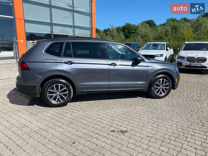 Внедорожник / Кроссовер Volkswagen Tiguan 2017 в Львове
