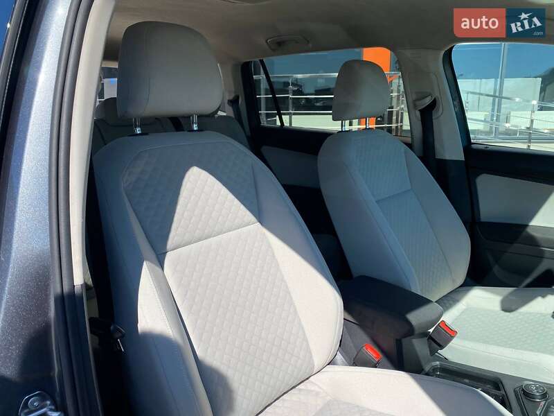 Внедорожник / Кроссовер Volkswagen Tiguan 2017 в Львове