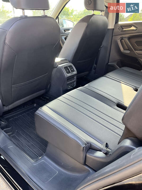 Внедорожник / Кроссовер Volkswagen Tiguan 2022 в Ивано-Франковске