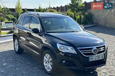 Позашляховик / Кросовер Volkswagen Tiguan 2008 в Рівному