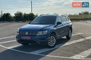 Позашляховик / Кросовер Volkswagen Tiguan 2020 в Рівному
