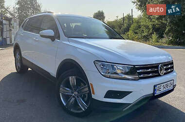 Внедорожник / Кроссовер Volkswagen Tiguan 2018 в Львове