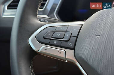 Позашляховик / Кросовер Volkswagen Tiguan 2024 в 