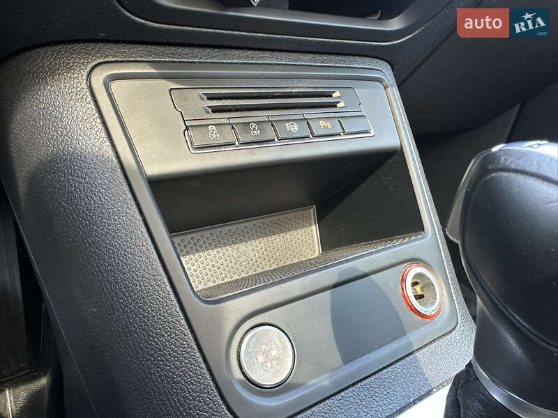 Позашляховик / Кросовер Volkswagen Tiguan 2014 в Дніпрі