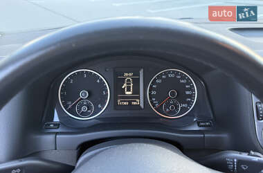 Внедорожник / Кроссовер Volkswagen Tiguan 2012 в 