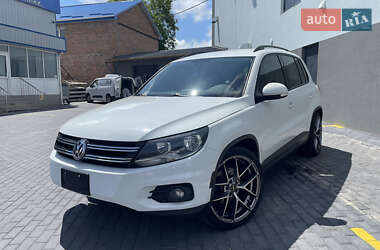 Позашляховик / Кросовер Volkswagen Tiguan 2017 в Хмельницькому