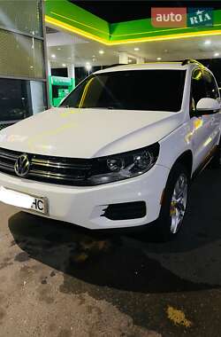 Volkswagen Tiguan 2015