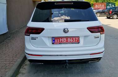 Внедорожник / Кроссовер Volkswagen Tiguan 2018 в 