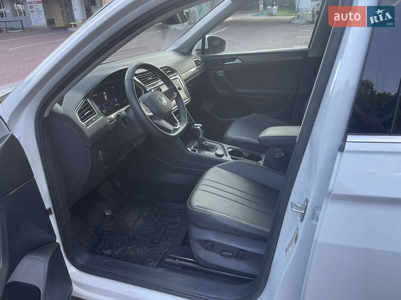 Внедорожник / Кроссовер Volkswagen Tiguan 2022 в Виннице