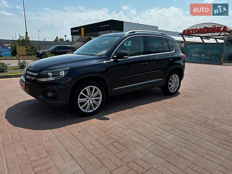Внедорожник / Кроссовер Volkswagen Tiguan 2013 в Полтаве