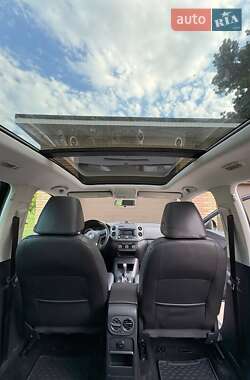 Позашляховик / Кросовер Volkswagen Tiguan 2012 в Києві