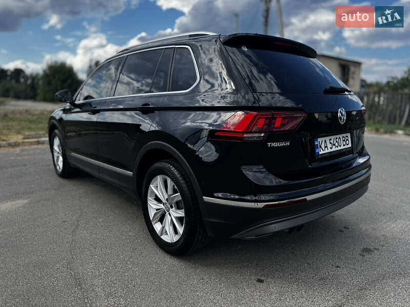 Внедорожник / Кроссовер Volkswagen Tiguan 2020 в Киеве