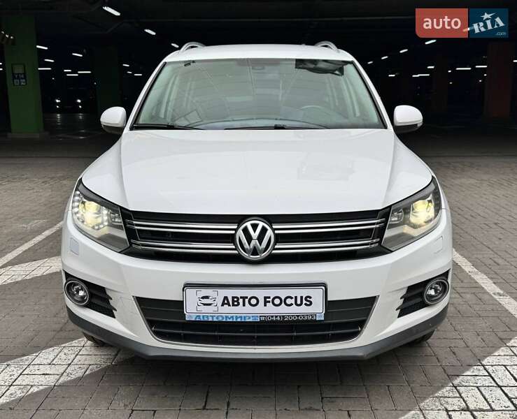 Внедорожник / Кроссовер Volkswagen Tiguan 2012 в Киеве