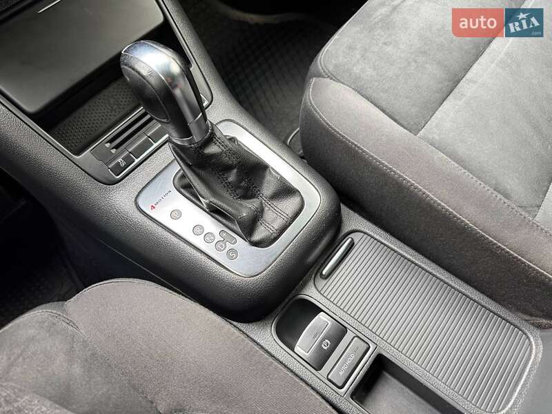 Внедорожник / Кроссовер Volkswagen Tiguan 2012 в Киеве
