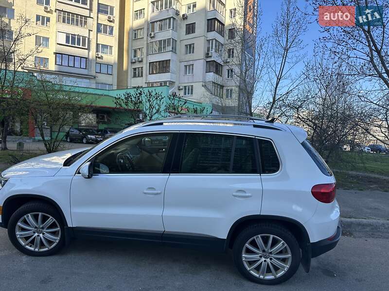 Volkswagen Tiguan 2015