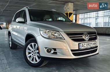 Позашляховик / Кросовер Volkswagen Tiguan 2009 в Луцьку