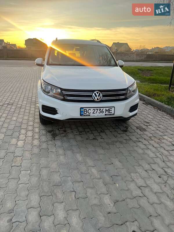 Volkswagen Tiguan 2015
