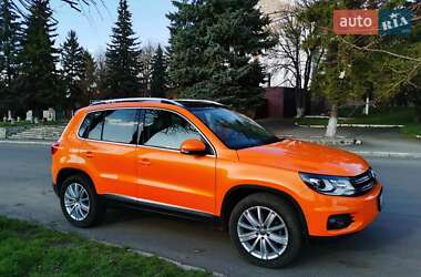 Внедорожник / Кроссовер Volkswagen Tiguan 2015 в Львове
