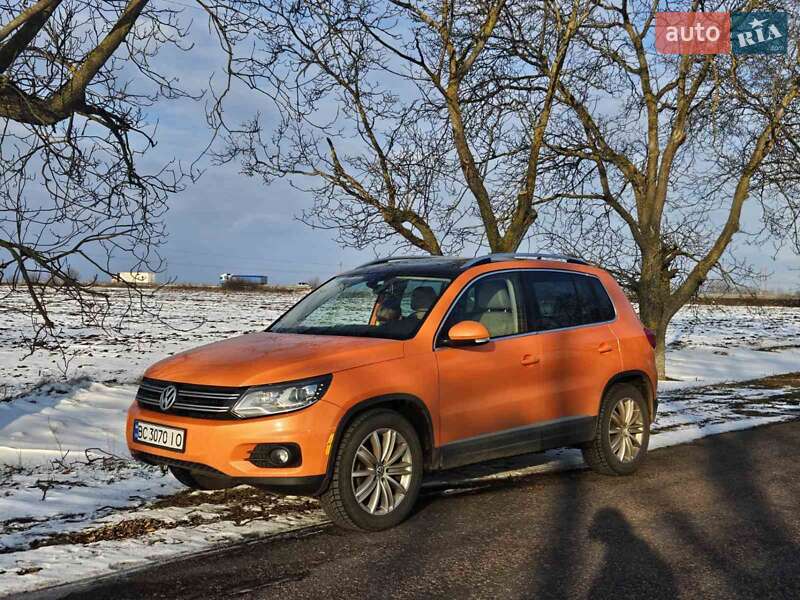 Внедорожник / Кроссовер Volkswagen Tiguan 2015 в Львове