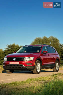 Внедорожник / Кроссовер Volkswagen Tiguan 2018 в Лубнах