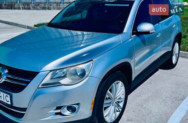 Volkswagen Tiguan 2011 Volkswagen Tiguan 2011