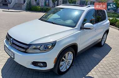 Позашляховик / Кросовер Volkswagen Tiguan 2016 в Одесі
