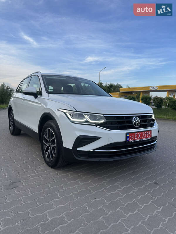Позашляховик / Кросовер Volkswagen Tiguan 2021 в Бродах
