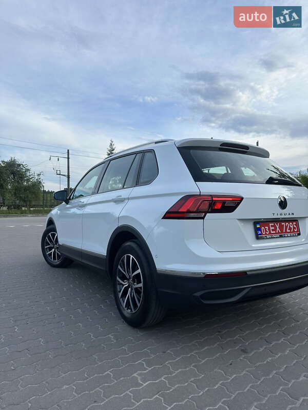 Позашляховик / Кросовер Volkswagen Tiguan 2021 в Бродах