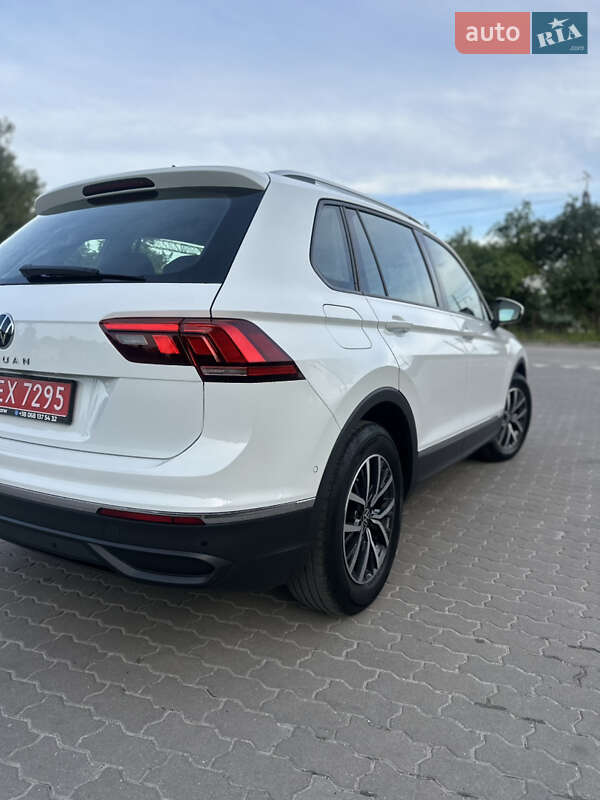 Позашляховик / Кросовер Volkswagen Tiguan 2021 в Бродах