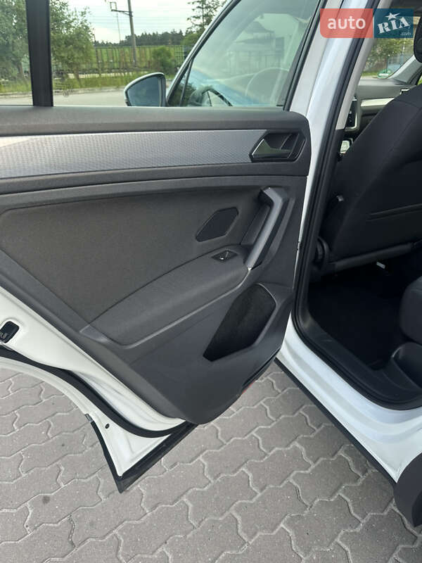 Позашляховик / Кросовер Volkswagen Tiguan 2021 в Бродах