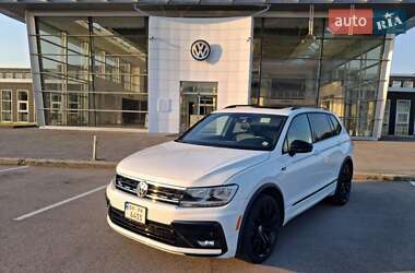 Внедорожник / Кроссовер Volkswagen Tiguan 2020 в Днепре