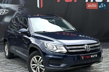 Позашляховик / Кросовер Volkswagen Tiguan 2016 в 