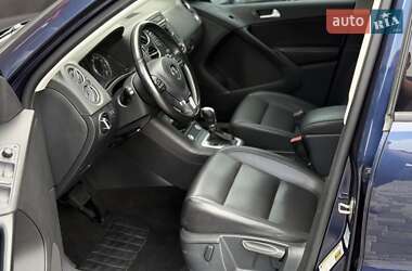 Позашляховик / Кросовер Volkswagen Tiguan 2016 в 
