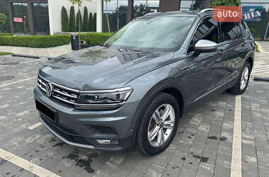 Позашляховик / Кросовер Volkswagen Tiguan 2019 в Ужгороді