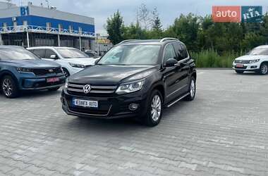 Позашляховик / Кросовер Volkswagen Tiguan 2015 в Києві