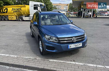 Позашляховик / Кросовер Volkswagen Tiguan 2016 в 