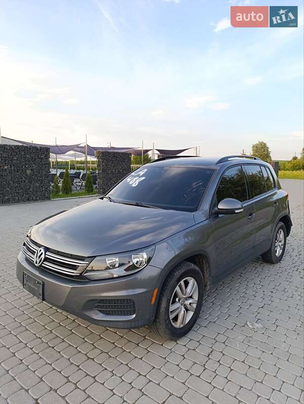 Позашляховик / Кросовер Volkswagen Tiguan 2016 в Львові
