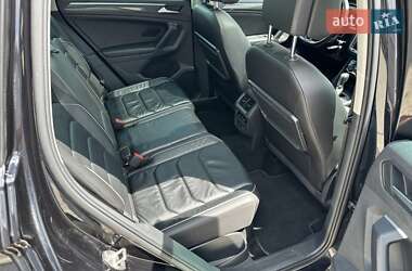 Внедорожник / Кроссовер Volkswagen Tiguan 2020 в 