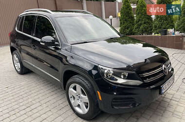 Внедорожник / Кроссовер Volkswagen Tiguan 2017 в Киеве