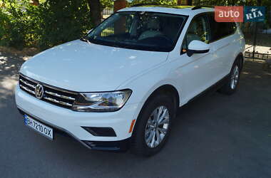 Позашляховик / Кросовер Volkswagen Tiguan 2018 в Одесі