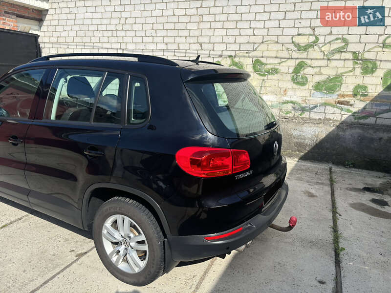 Внедорожник / Кроссовер Volkswagen Tiguan 2012 в Нежине