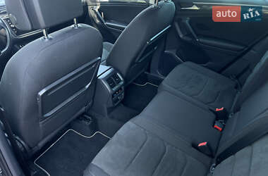 Внедорожник / Кроссовер Volkswagen Tiguan 2018 в 