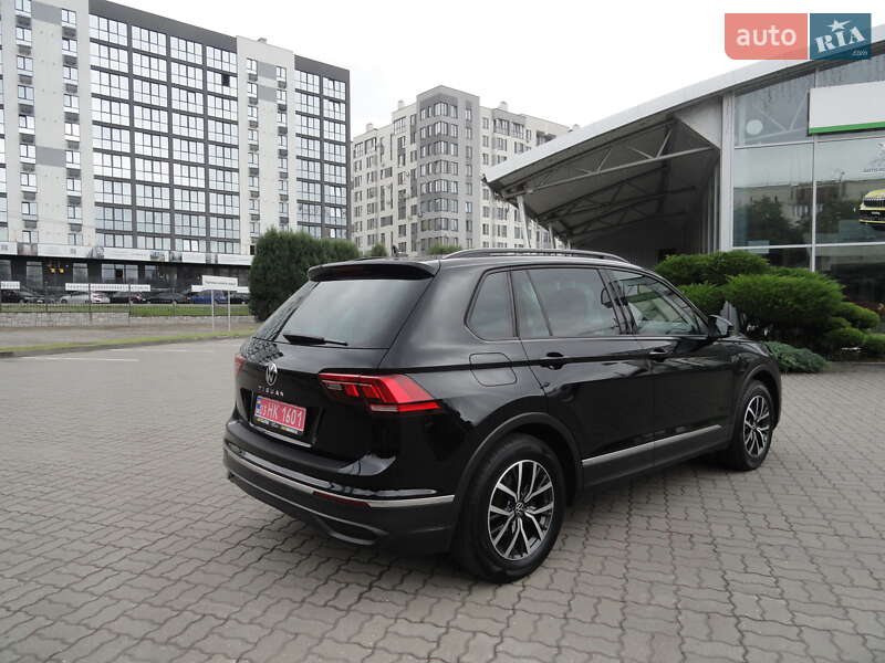 Позашляховик / Кросовер Volkswagen Tiguan 2022 в Луцьку