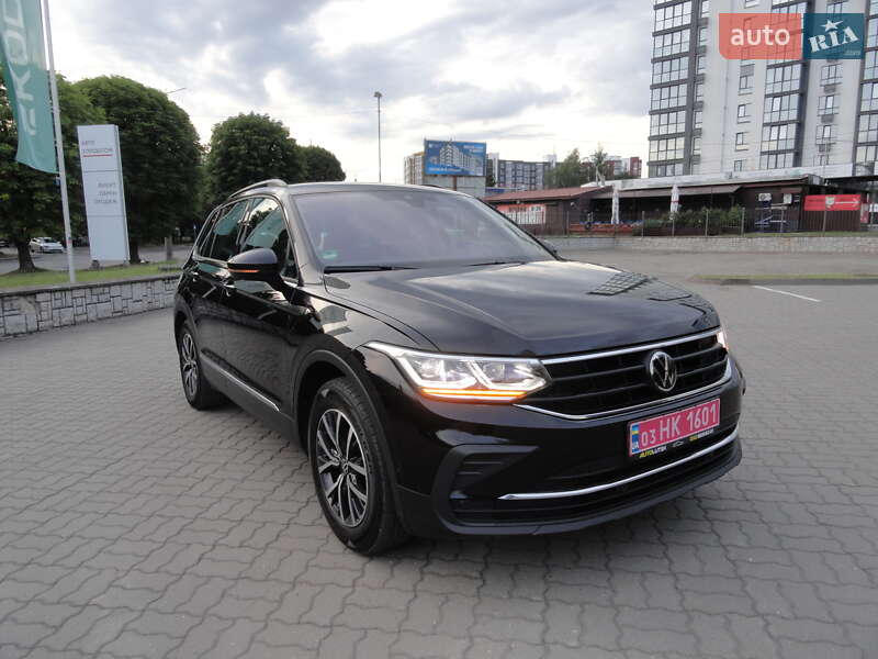 Позашляховик / Кросовер Volkswagen Tiguan 2022 в Луцьку