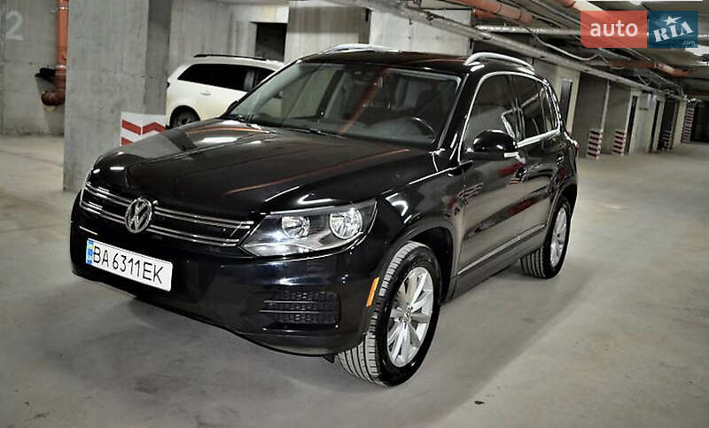 Внедорожник / Кроссовер Volkswagen Tiguan 2016 в Кропивницком
