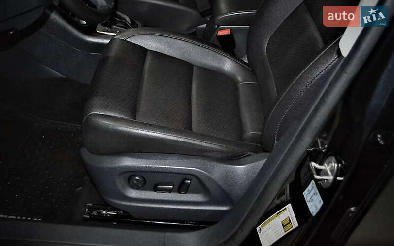 Внедорожник / Кроссовер Volkswagen Tiguan 2016 в Кропивницком