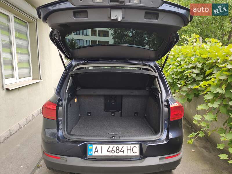 Внедорожник / Кроссовер Volkswagen Tiguan 2016 в Львове